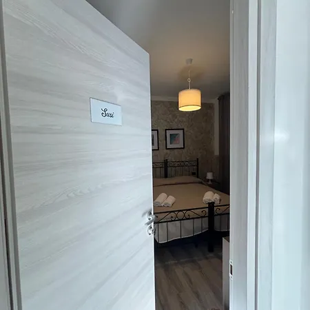 Casa Lucia Гостевой дом *